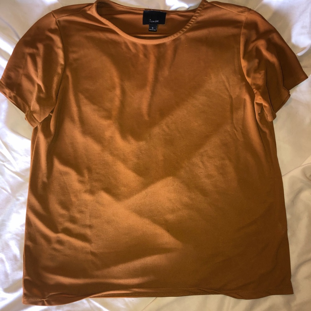 Tee